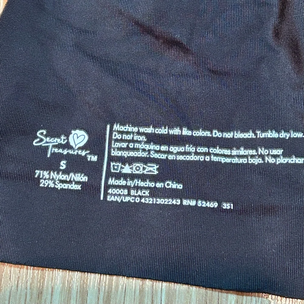Secret Treaures black wireless wire‎ free bra small